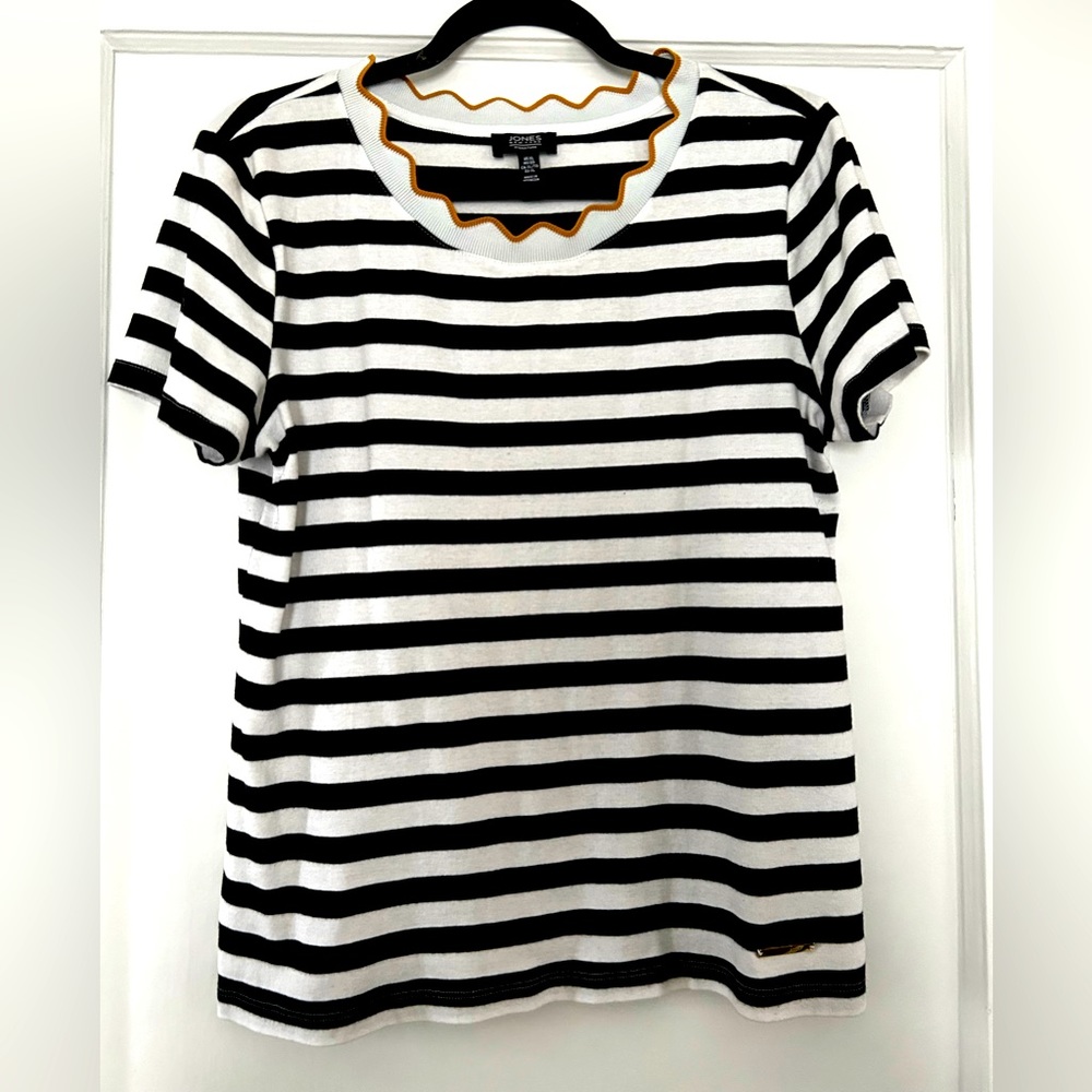 Jones New York 🗽 XL blouse black and white stripes with yellow neck accent
